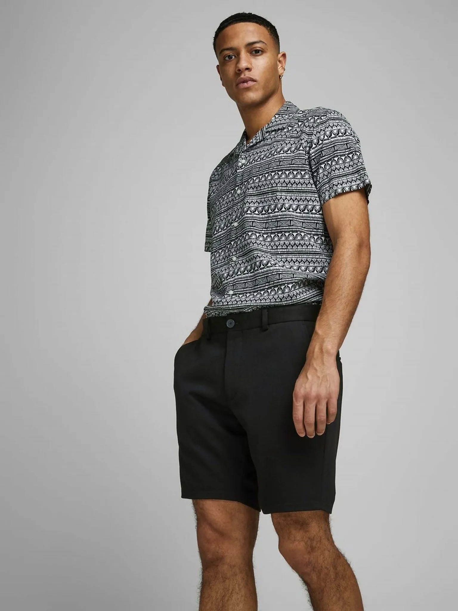 Chino Shorts - Black