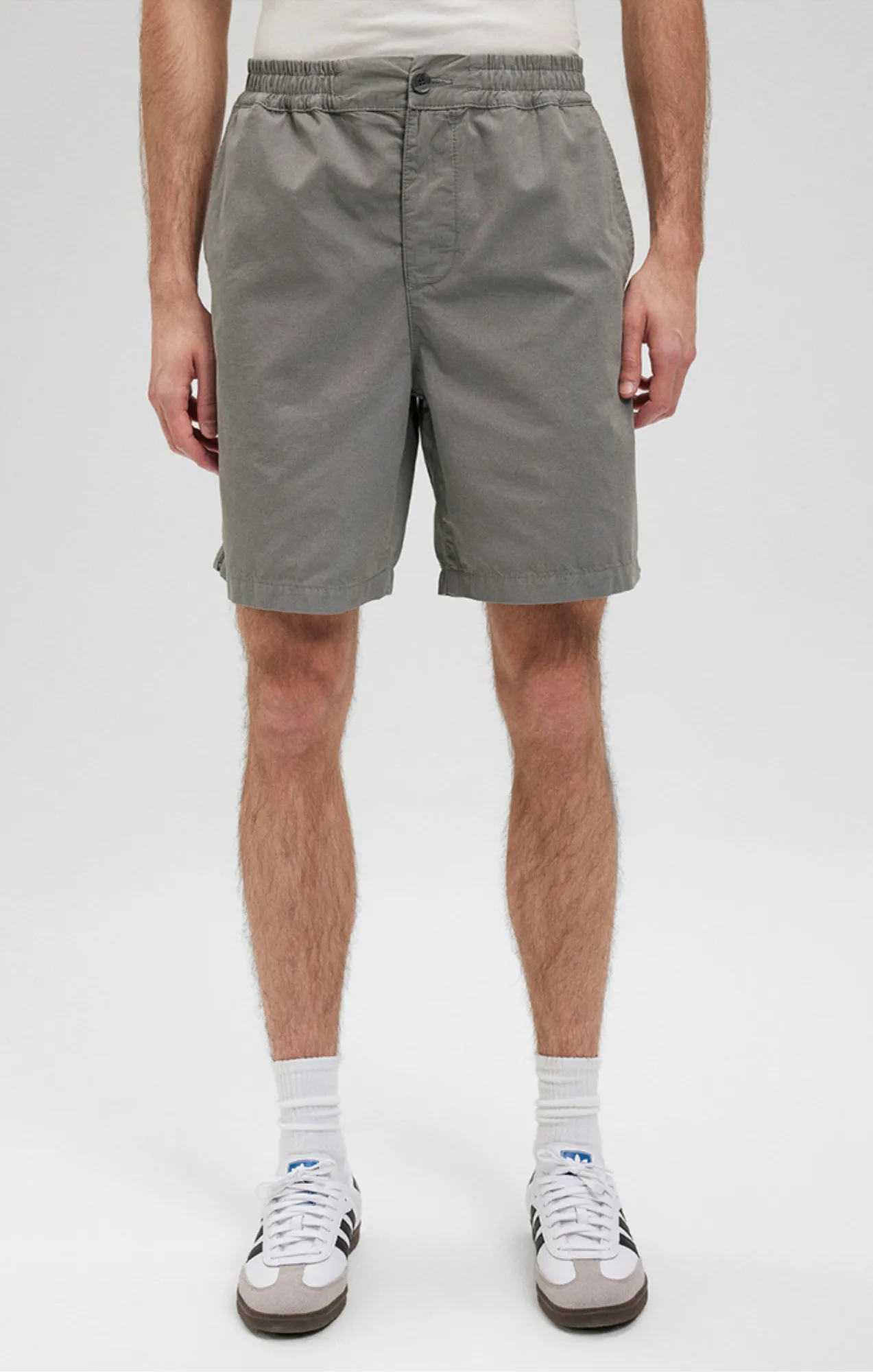 CHINO SHORTS IN SEDONA SAGE