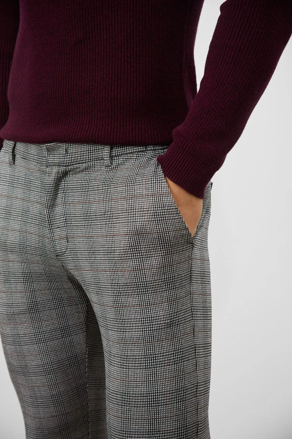 Heritage Check Pants in Black