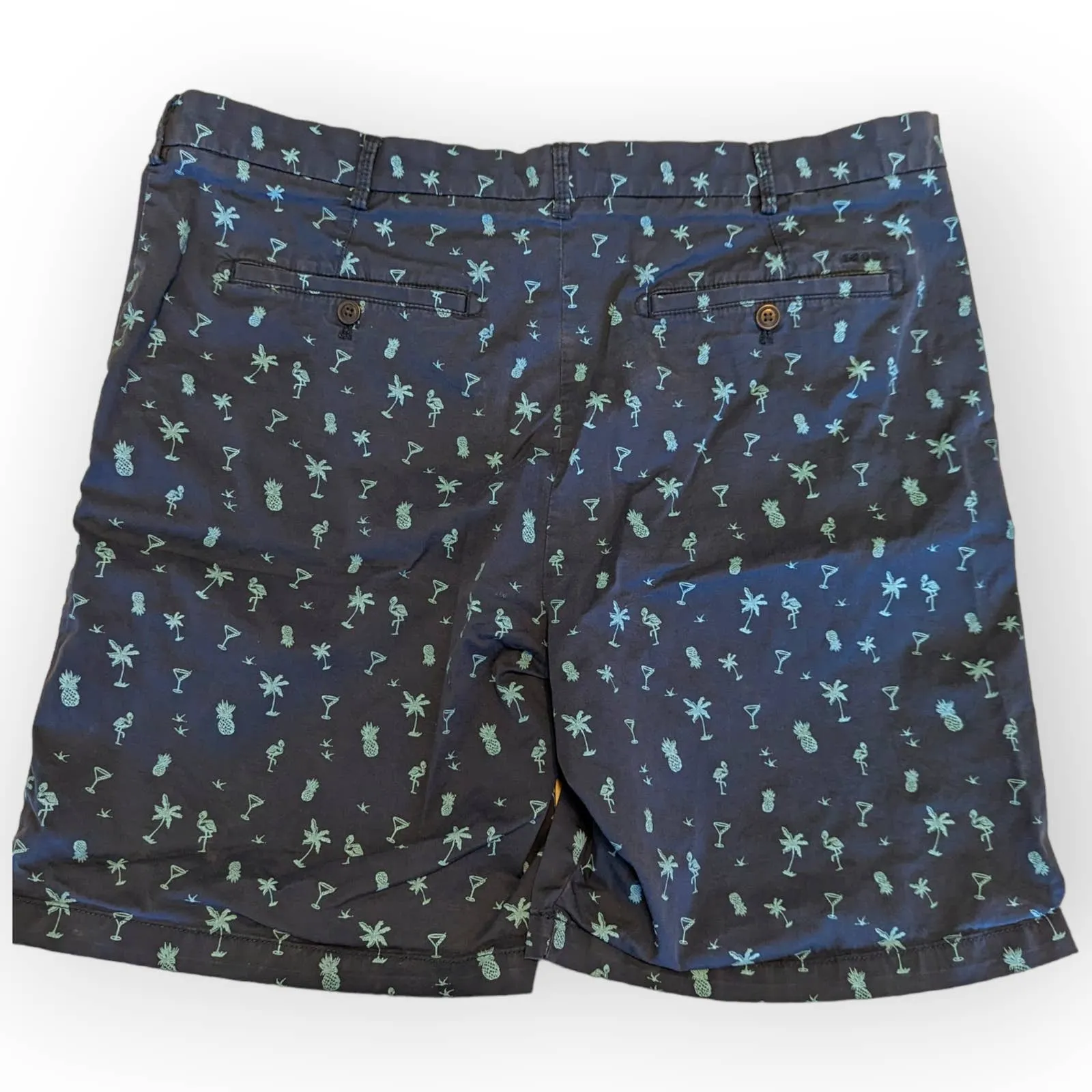 IZOD Navy Blue Pineapple Shorts with Cocktail Drinks Summer Vacation Golf